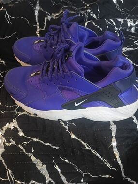 Nike Purple Huarache Athletic Shoes